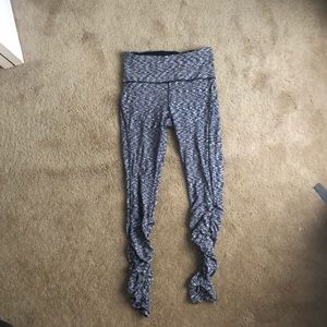 Lululemon scrunch bottom leggings